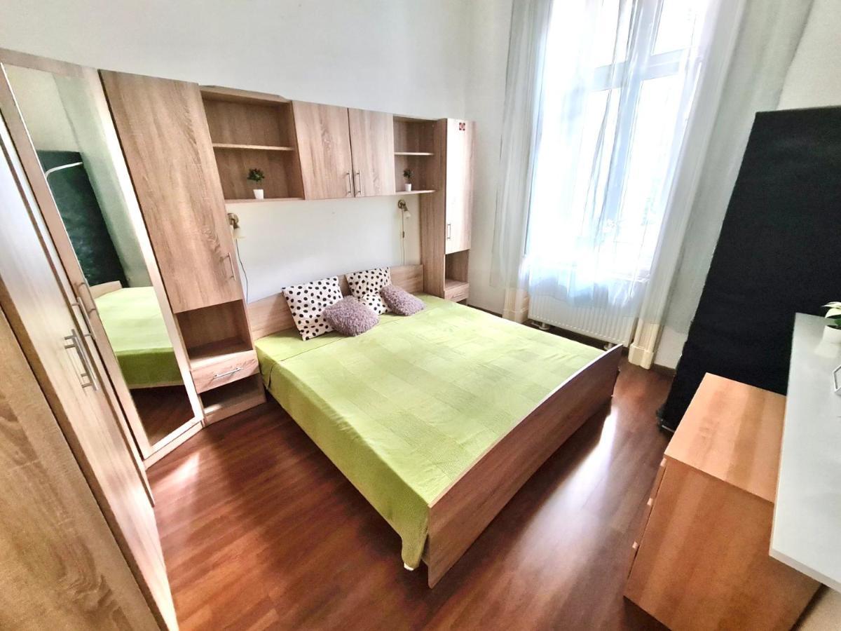 Ricky Apartment Budapest Eksteriør billede